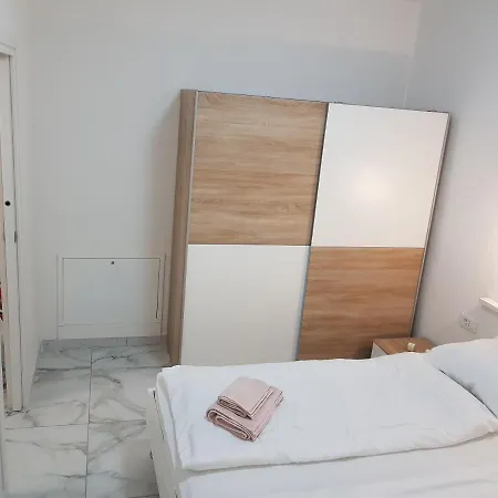 Apartment Lucy