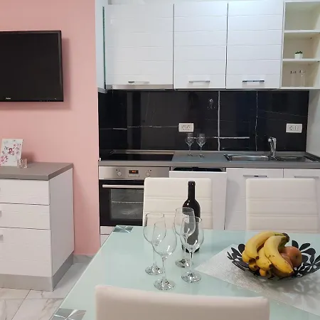 Lucy Apartment